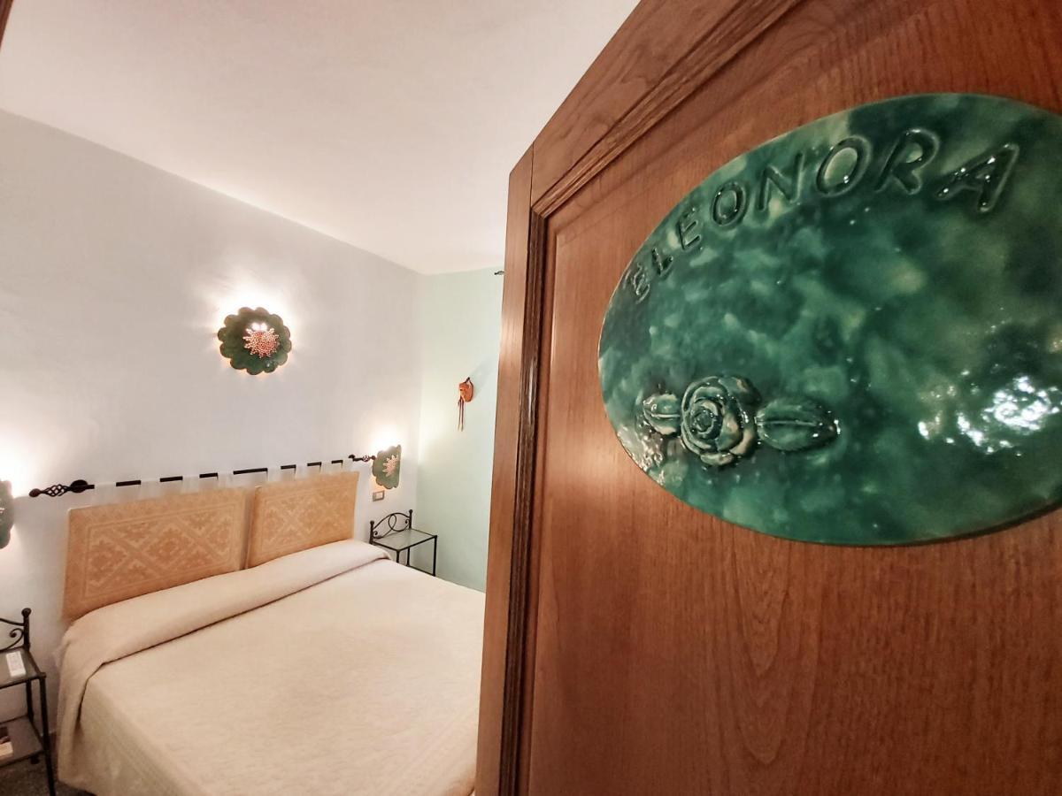 Al Vecchio Corso B&B Темпио-Паузания Экстерьер фото