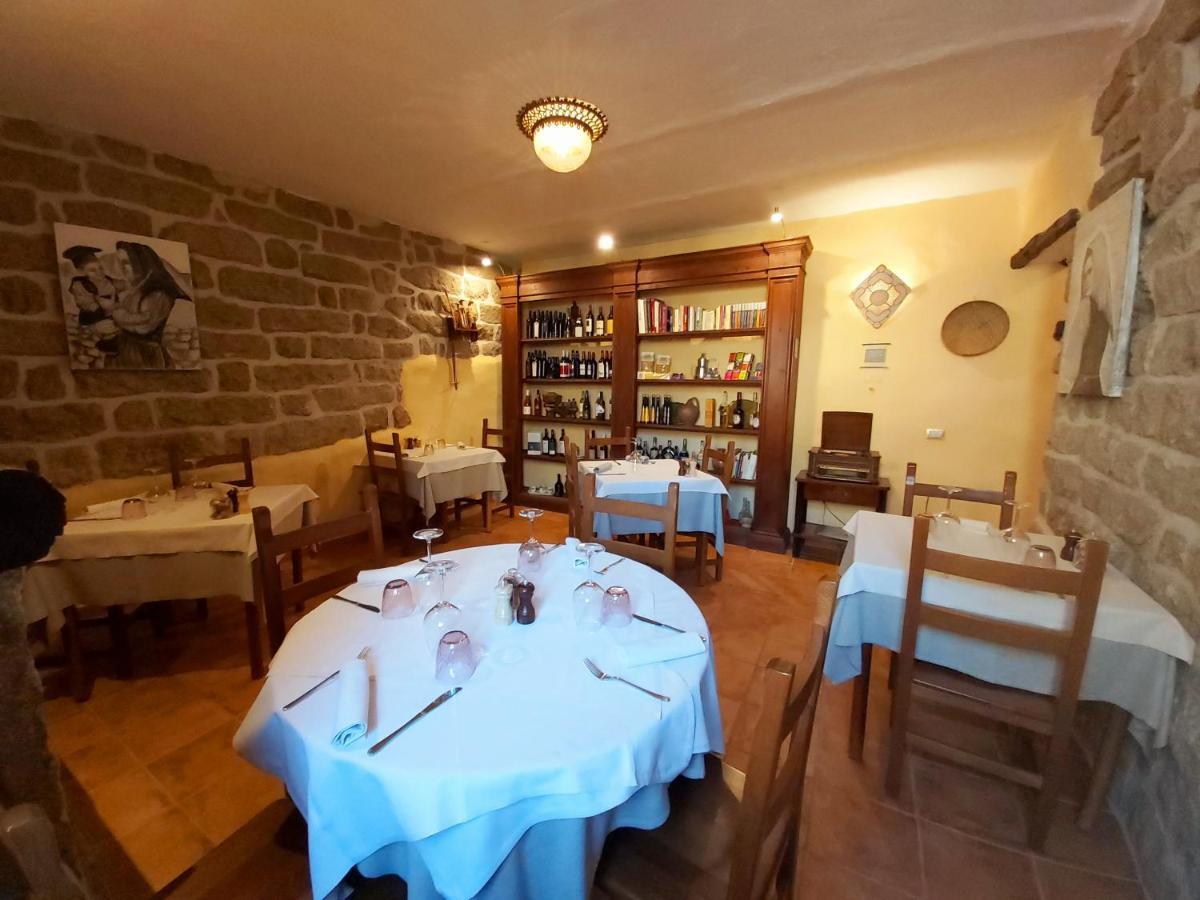 Al Vecchio Corso B&B Темпио-Паузания Экстерьер фото